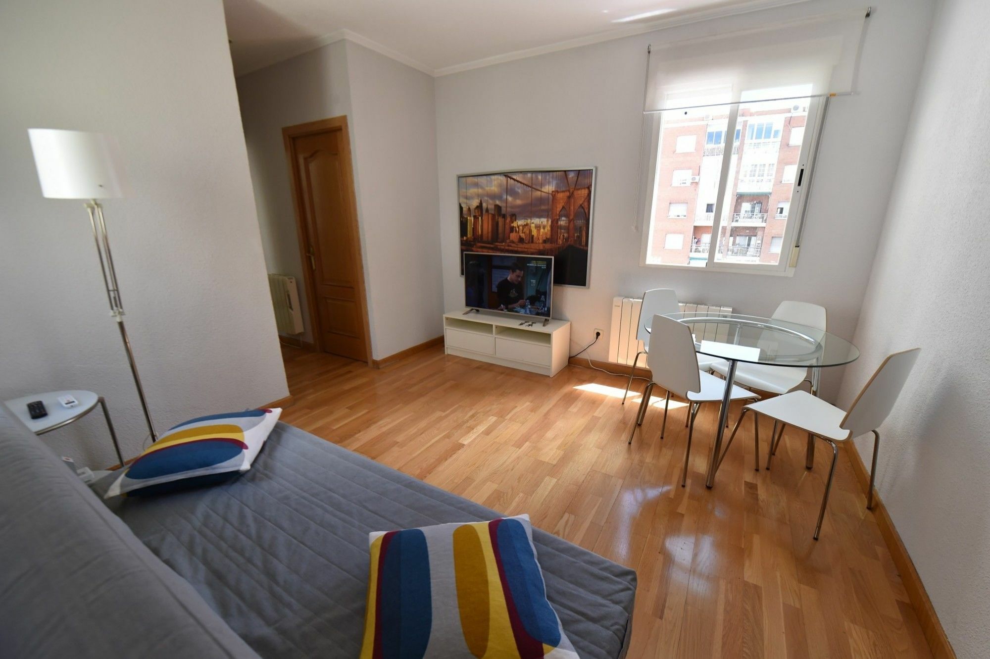 For You Rentals Reina Sofia Apartment Temporal Df21 Madrid Extérieur photo